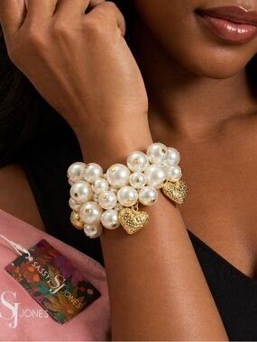 Sassy Jones Pearl Cluster Stretch Bracelet Ivory Gold Luxe Statement NWT